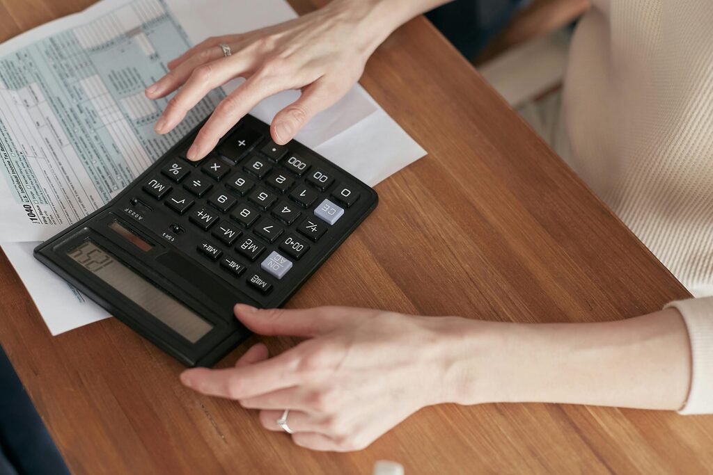 Debt Settlement vs Debt Management